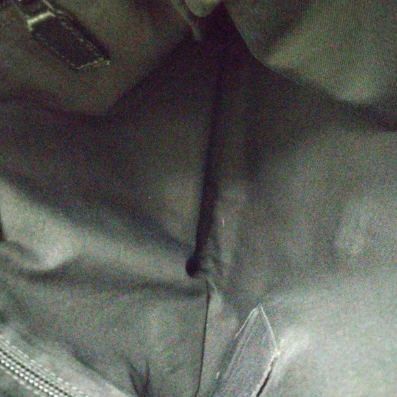 Gucci GG Canvas Shoulder Bagš„PRICE DROPš„ - Picture 10 of 13